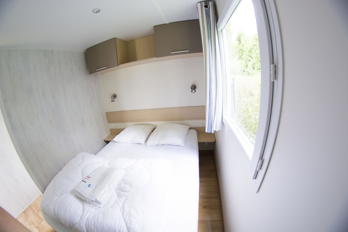 Imagen de la habitación del Hotel Holiday Park Klein Strand. Foto 17