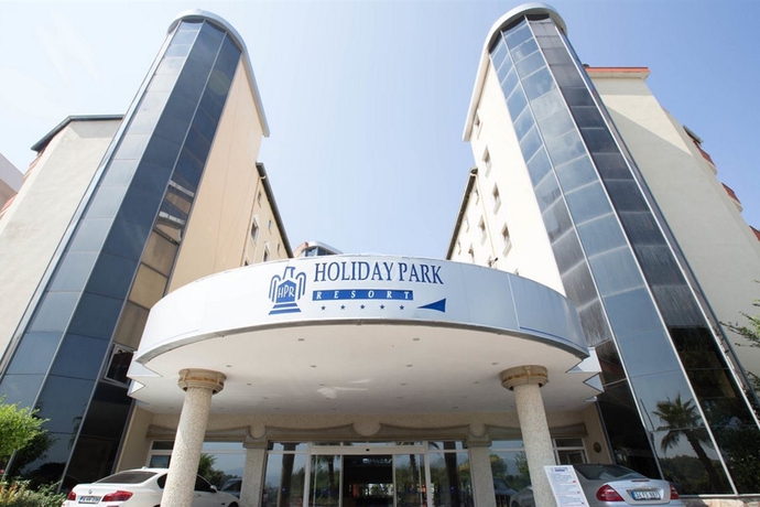 Imagen general del Hotel Holiday Park Resort. Foto 8