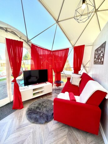 Imagen general del Hotel Holiday Park Zator. Foto 3