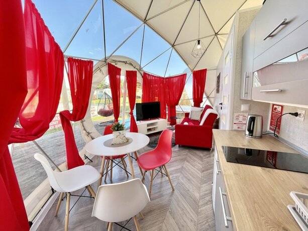 Imagen de la habitación del Hotel Holiday Park Zator. Foto 15