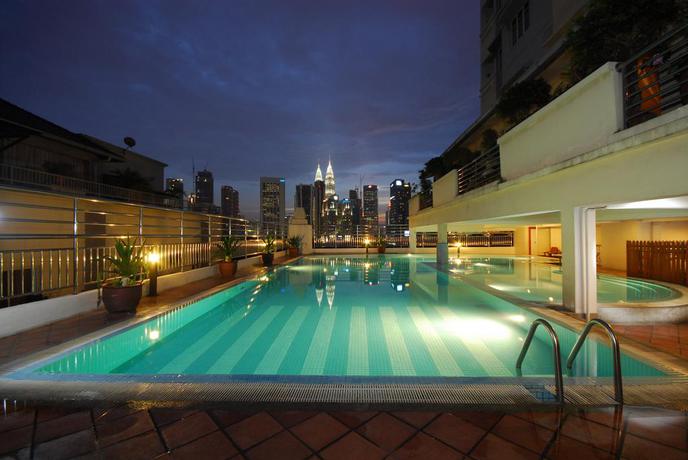 Imagen general del Hotel Holiday Place. Foto 1