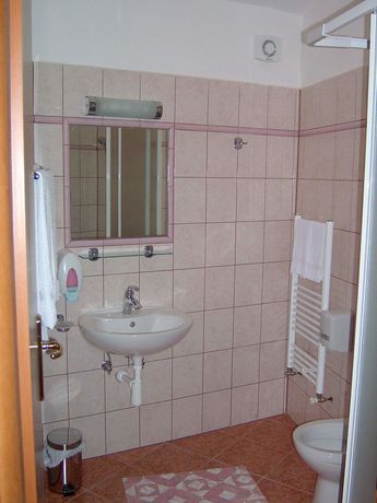 Imagen de la piscina del Hotel Holiday, Porec. Foto 15