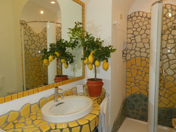 Imagen de la habitación del Hotel Holiday, Praiano. Foto 8