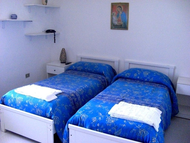 Imagen de la habitación del Hotel Holiday Residence. Foto 8