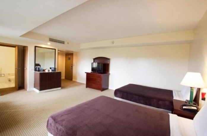 Imagen de la habitación del Hotel Holiday Resort and Spa Guam. Foto 4