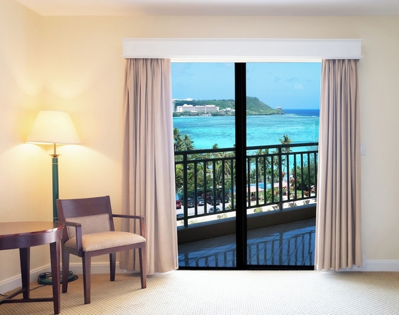 Imagen de la habitación del Hotel Holiday Resort and Spa Guam. Foto 10