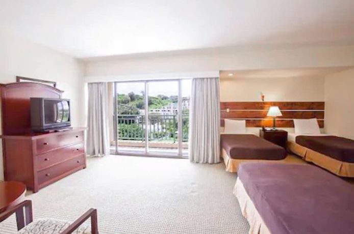 Imagen de la habitación del Hotel Holiday Resort and Spa Guam. Foto 17
