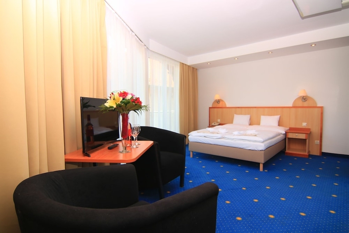 Imagen de la habitación del Hotel Holiday Resorts. Foto 6
