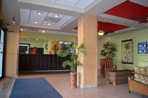 Imagen general del Hotel Holiday Sands South. Foto 1