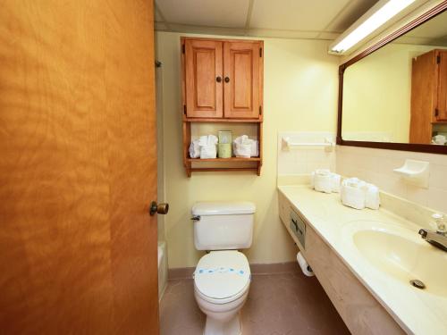 Imagen de la habitación del Hotel Holiday Sands South. Foto 8