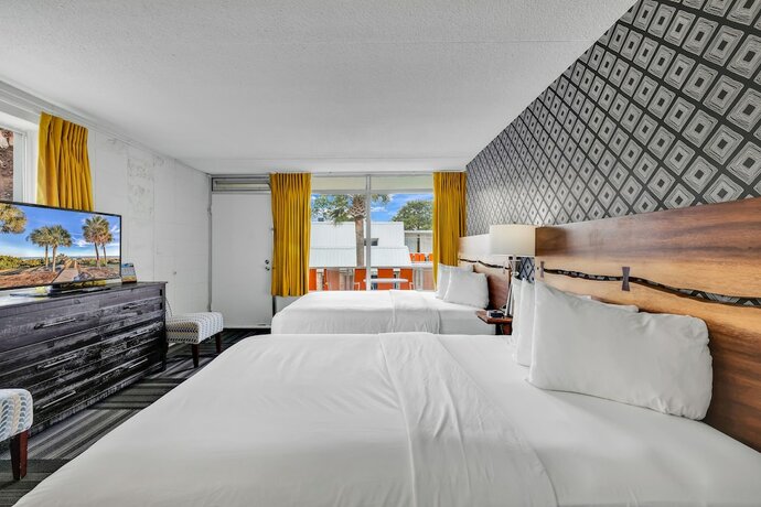 Imagen general del Hotel Holiday Shores. Foto 4