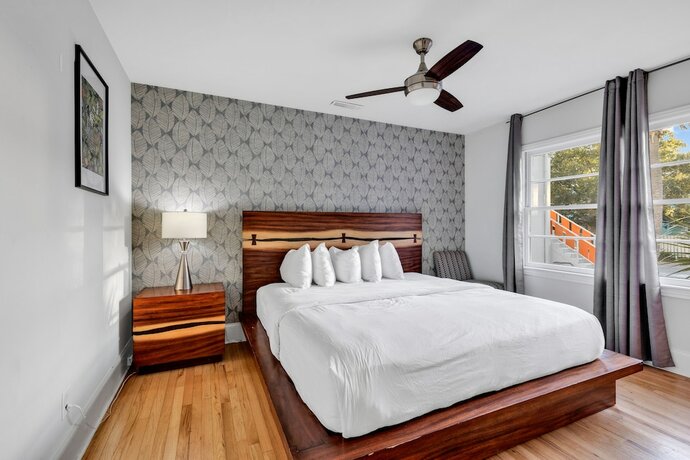 Imagen general del Hotel Holiday Shores. Foto 10