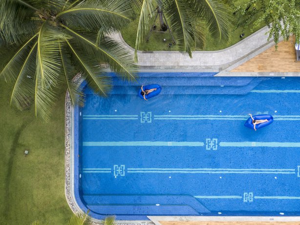 Imagen de la piscina del Hotel Holiday Style Ao Nang Beach Resort, Krabi. Foto 18