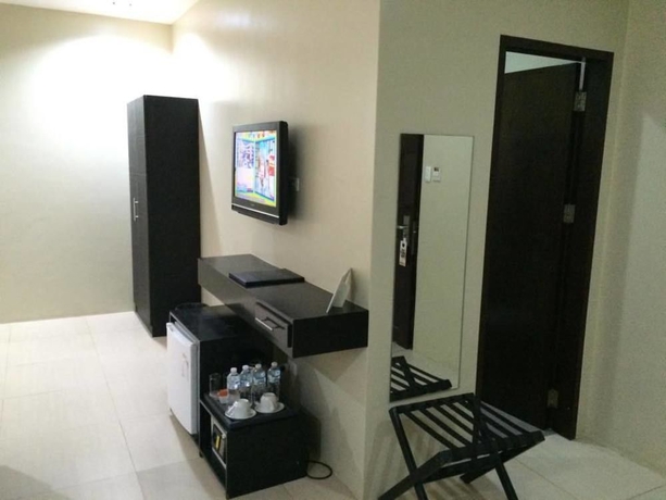 Imagen general del Hotel Holiday Suites Puerto Princesa. Foto 1