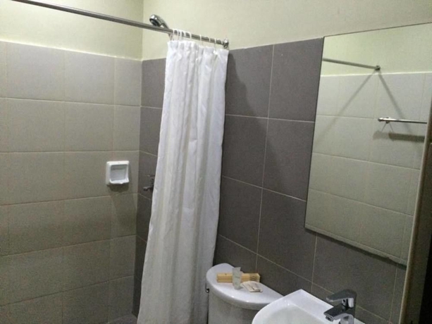 Imagen de la habitación del Hotel Holiday Suites Puerto Princesa. Foto 5