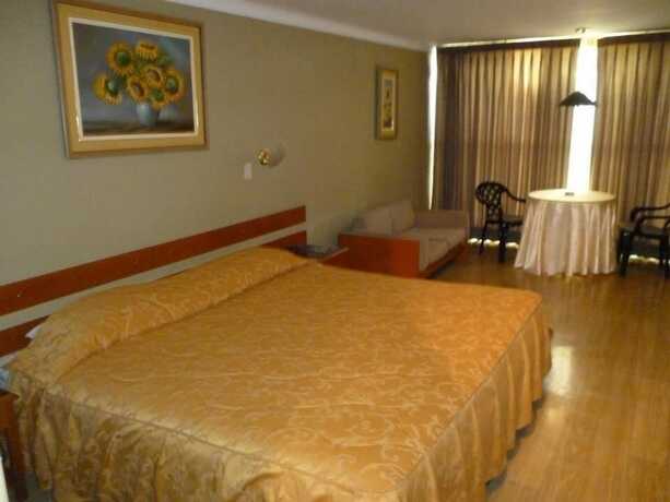 Imagen general del Hotel Holiday Suites, Tacna. Foto 4