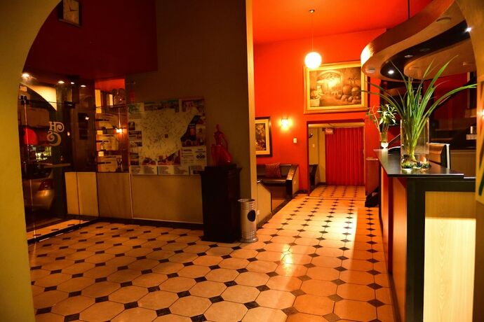 Imagen general del Hotel Holiday Suites, Tacna. Foto 13