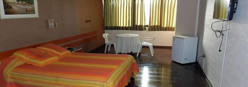 Imagen de la habitación del Hotel Holiday Suites, Tacna. Foto 18