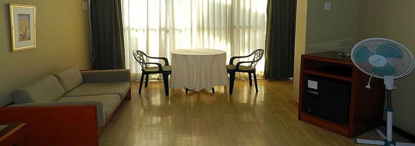 Imagen de la habitación del Hotel Holiday Suites, Tacna. Foto 22