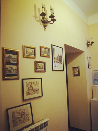 Imagen de los interiores del Hotel Holiday Sunny Roma ByB. Foto 13