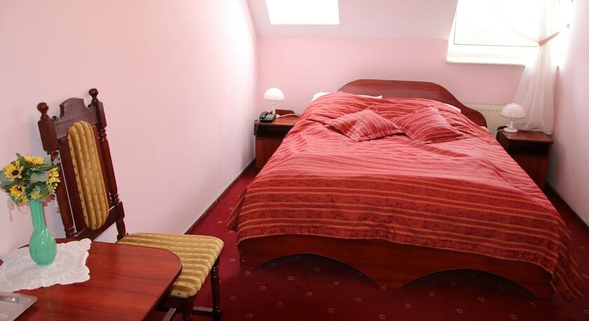 Imagen de la habitación del Hotel Holiday, Suwalki. Foto 20