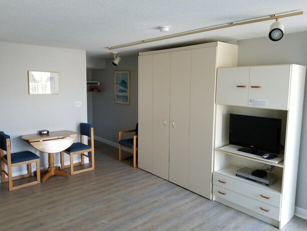 Imagen de la habitación del Hotel Holiday Vacation Condominium. Foto 15