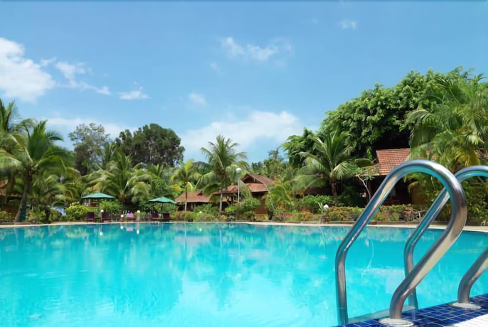 Imagen de la piscina del Hotel Holiday Villa Beach Resort And Spa Cherating. Foto 19