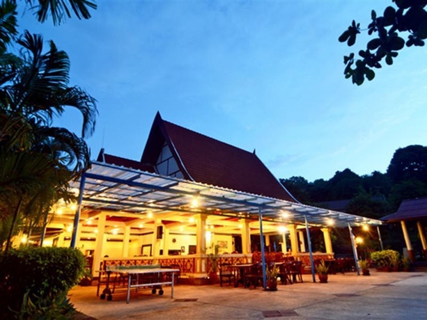 Imagen general del Hotel Holiday Villa, Klong Dao Beach. Foto 1