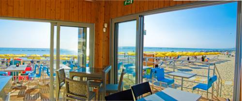 Imagen de la habitación del Hotel Holiday, Villa Rosa. Foto 3