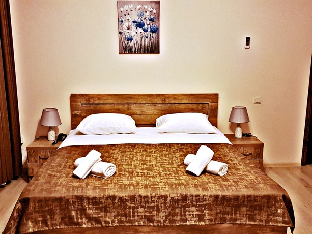 Imagen de la habitación del Hotel Holiday Villa, Tbilisi. Foto 11