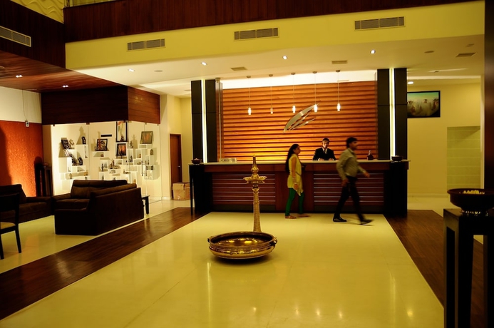 Imagen de los interiores del Hotel Holiday Vista. Foto 14