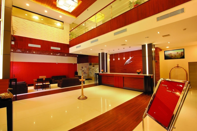 Imagen de los interiores del Hotel Holiday Vista. Foto 16