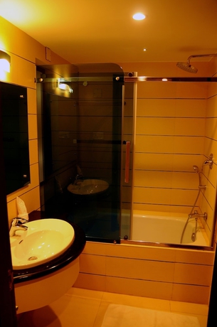 Imagen de la habitación del Hotel Holiday Vista. Foto 11