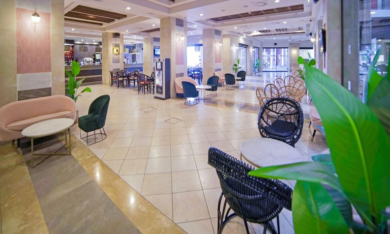 Imagen de los interiores del Hotel Holiday World Polynesia Affiliated by Meli&aacute;. Foto 10