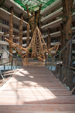 Imagen de los interiores del Hotel Holiday World Polynesia. Foto 12