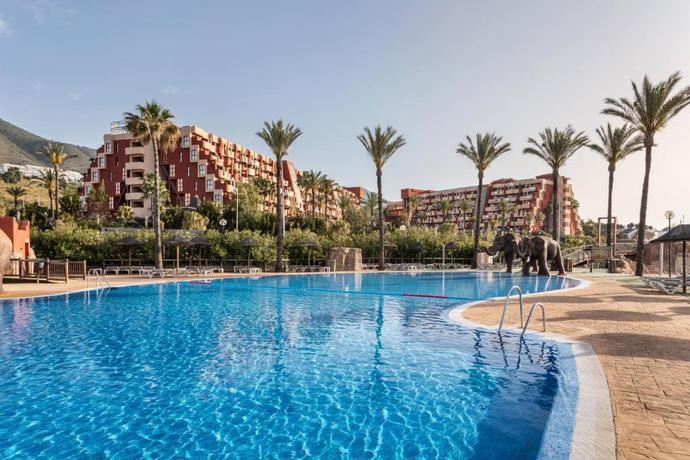 Imagen general del Hotel Holiday World Resort Affiliated by Meliá. Foto 1