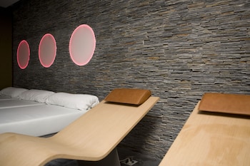 Imagen de los interiores del Hotel Holiday World Resort Affiliated by Meli&aacute;. Foto 8