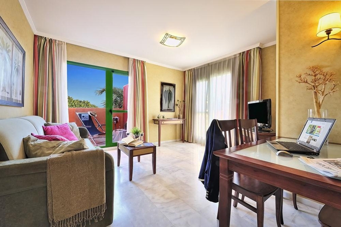 Imagen general del Hotel Holiday World Resort. Foto 1