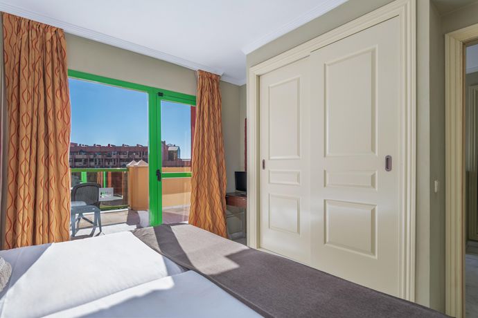 Imagen de la habitación del Hotel Holiday World Riwo Affiliated By Melia. Foto 5