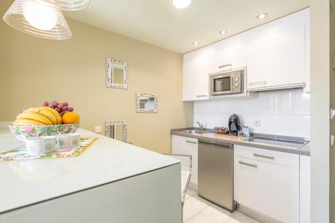 Imagen general del Hotel Holiday World Riwo. Foto 1