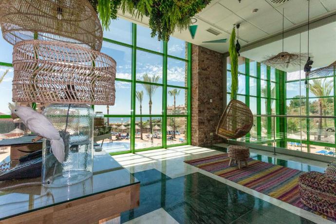 Imagen general del Hotel Holiday World Riwo. Foto 16