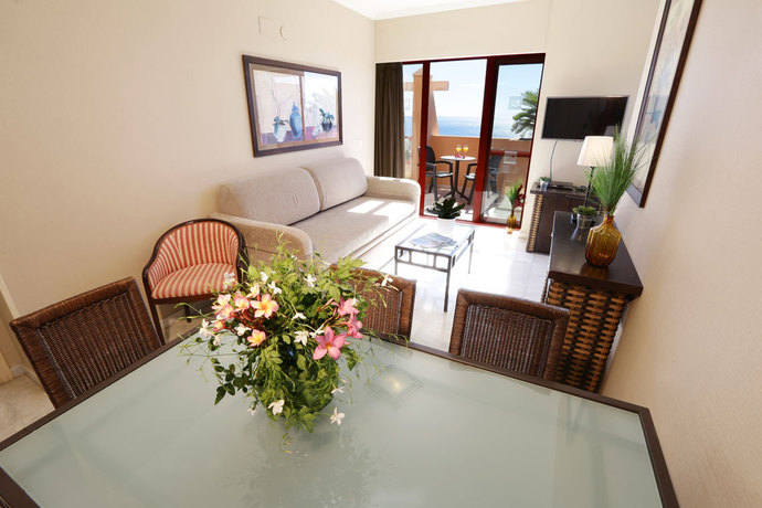 Imagen de la habitación del Hotel Holiday World Village. Foto 15