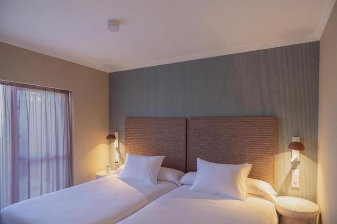 Imagen de la habitación del Hotel Holiday World Village. Foto 4