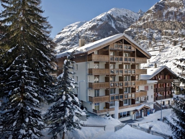 Imagen general del Hotel Holiday, Zermatt . Foto 7