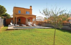 Imagen general del Hotel Holiday home Riells 1 L'Escala. Foto 5