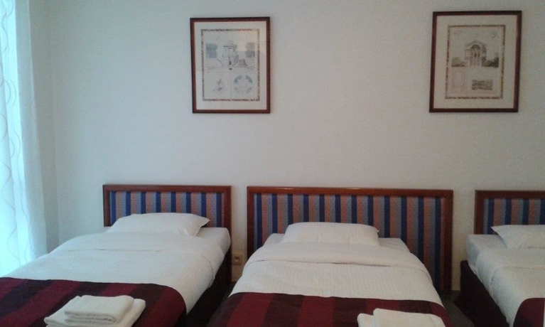 Imagen de la habitación del Hotel Holidays Apart-hotel. Foto 11