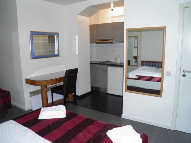 Imagen de la habitación del Hotel Holidays Apart-hotel. Foto 17