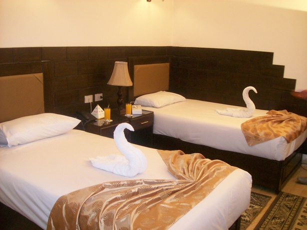 Imagen de la habitación del Hotel Holidays Express. Foto 10