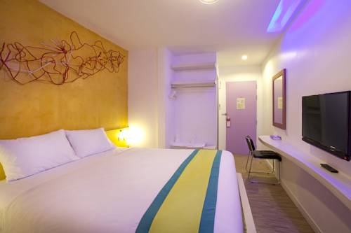 Imagen de la habitación del Hotel Holidays Home. Foto 9