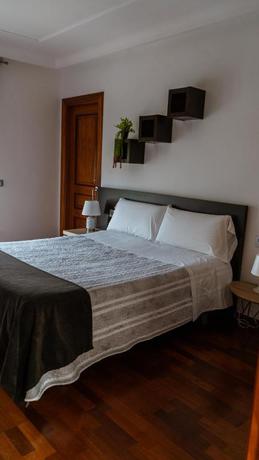 Imagen de la habitación del Hotel Holidays Mirana. Foto 6